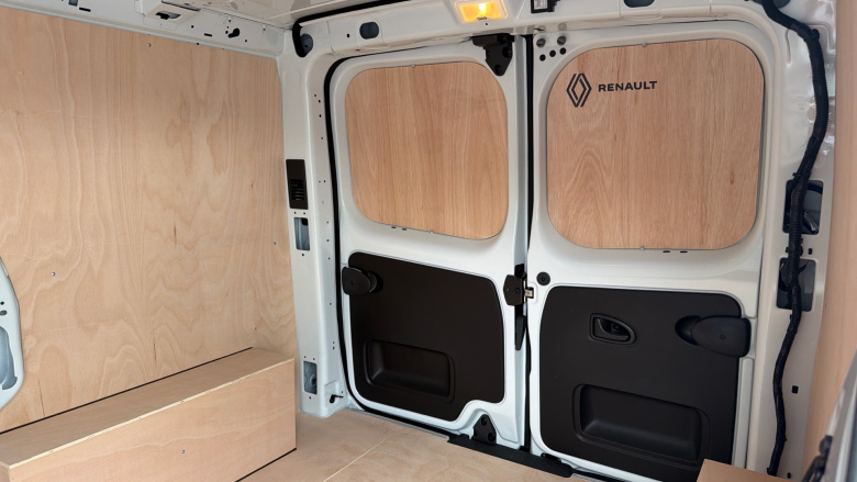 Renault Trafic Swb Diesel SL30 Blue dCi 130 Advance [Safety] Van